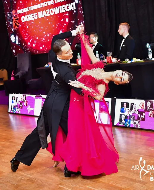 AirDance Christmas Ball 2021