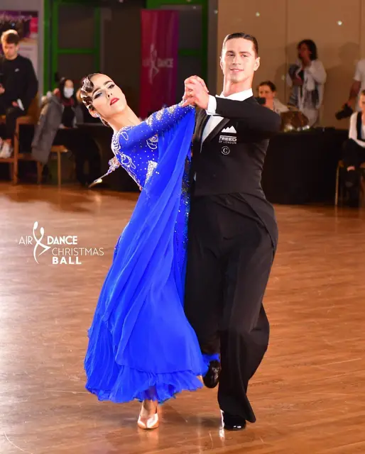 AirDance Christmas Ball 2021