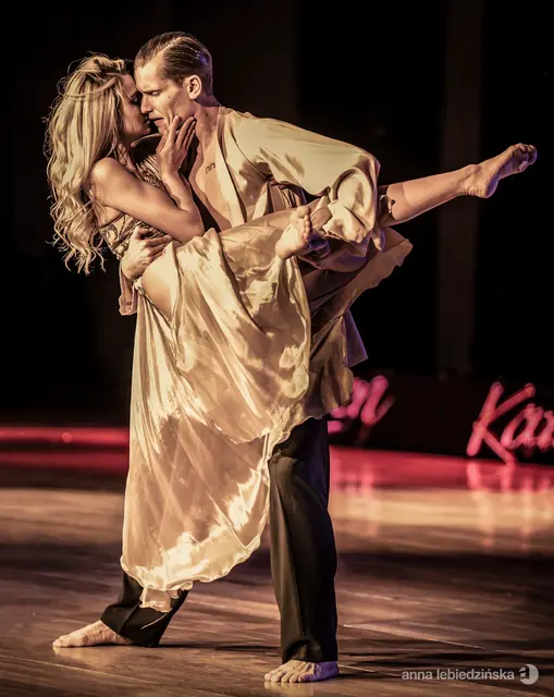 AirDance Christmas Ball 2023