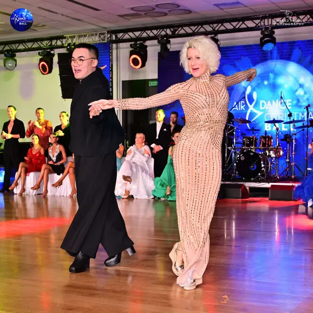 AirDance Christmas Ball 2024