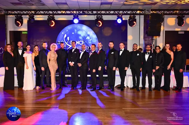 AirDance Christmas Ball 2024