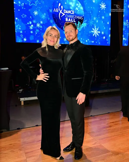 AirDance Christmas Ball 2025