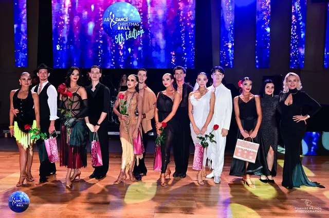 AirDance Christmas Ball 2025